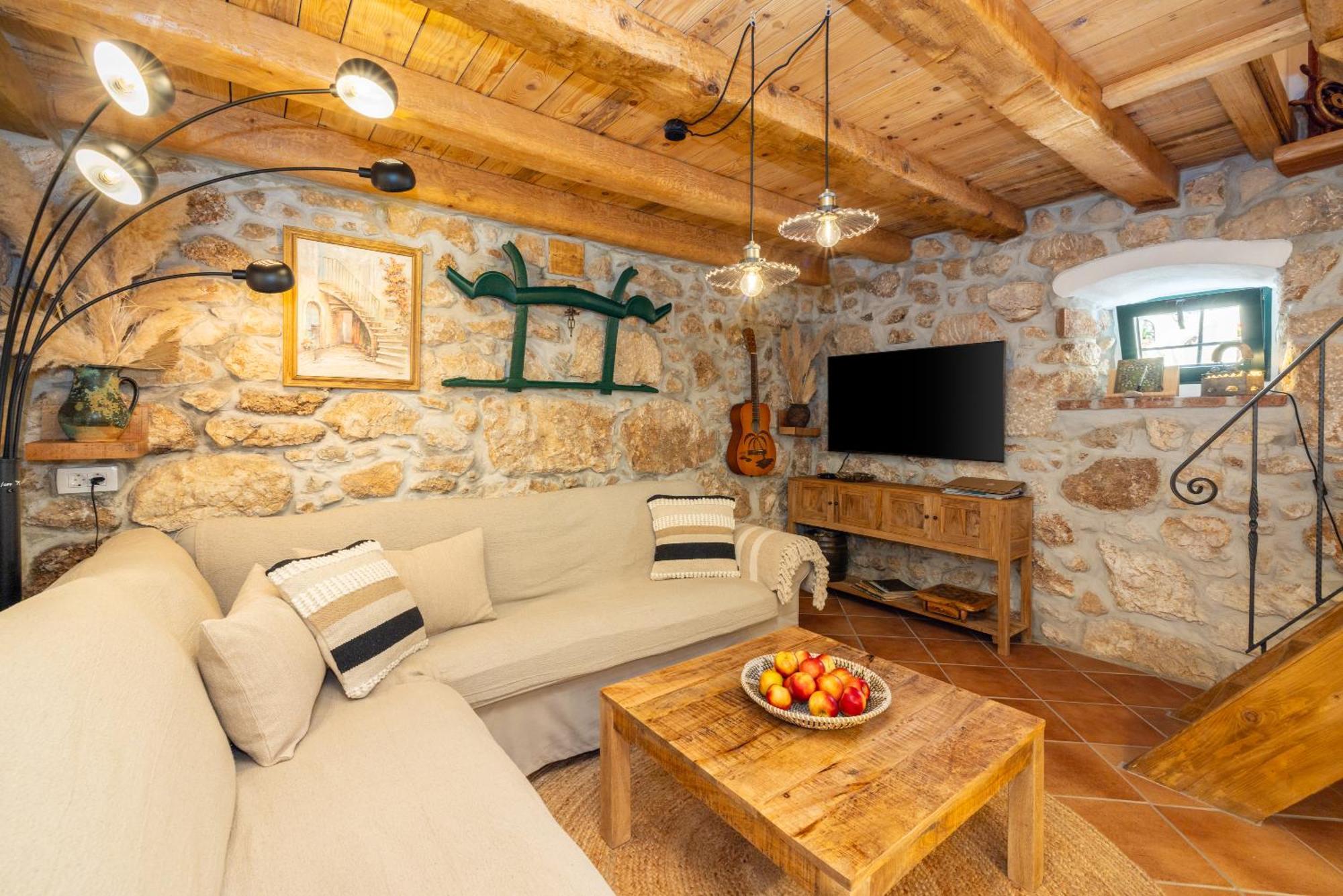 Villa Cocoon - Vacation Home With Heated Pool & Garden Bribir  Eksteriør bilde